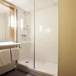 Ibis Charleville Mezieres فندق 3*