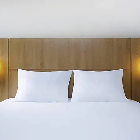 Hotel Ibis Charleville Mezieres 3*