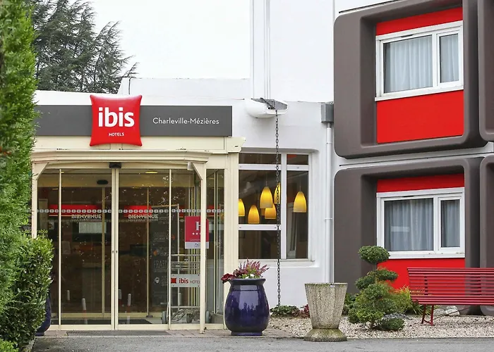Ibis Charleville Mezieres 3*